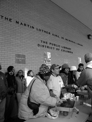 Volunteers Feed Homeless photo courtesy Talk Radio News Service on Flickr